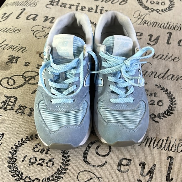 New balance women shoes - Picture 2 of 4